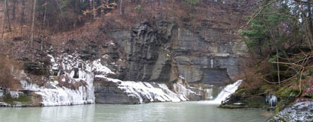 475,5-Gorge
